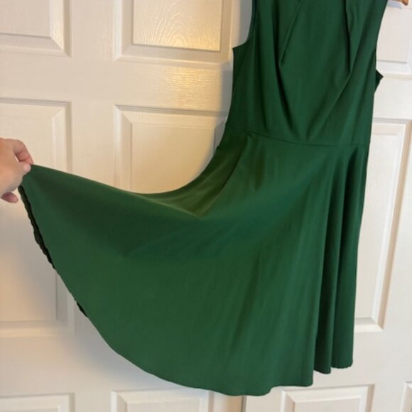 Bell Poque Boat Neck Retro Fit and Flare Sleeveless Dress size L - Picture 3 of 5